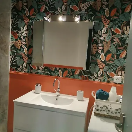 Beau Avec Balcon Lejlighed *